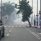 En la zona nuevamente se observó una columna de humo.