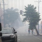Unidades bomberiles permanecen en el sitio.