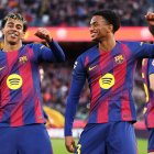 Lamine Yamal (d) será la principal carta en la ofensiva de FC Barcelona ante Girona.