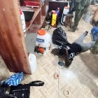 Militares ecuatorianos capturan a alias “Camilo”, presunto cabecilla del Frente Oliver Sinisterra, durante un operativo en el sector Juan Montalvo, Eloy Alfaro (Esmeraldas).