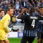 Joel Ordóñez, defensor de Brujas, en un partido de Champions League.