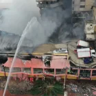 Un gran incendio afectó varios edificios en Guayaquil.