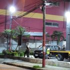 El vehículo presentaba más de 80 impactos de bala.