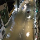 Varias vías de Milagro permanecen cerradas al tránsito vehicular debido al alto nivel del agua en las calzadas.