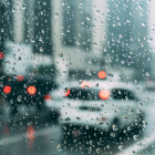 El temporal en el litoral de Ecuador responde a aguas cálidas y a la convergencia de vientos, no a un frente frío.