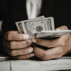 Conoce si eres beneficiario del bono de desarrollo humano este marzo 2026.