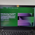 El impacto en las tiendas de aplicaciones ha sido devastador para la empresa dirigida por Sam Altman