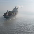 El mercado petrolero reacciona al conflicto en Oriente Medio y lleva el barril de WTI a su nivel más alto en casi dos años.