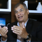 Rafael Correa denuncia «una verdadera dictadura» en Ecuador tras la suspensión de su partido
