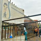 Agentes llevaron a la ciudadana al hospital del Guasmo, para que reciba atención médica.