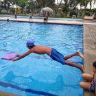 Los programas organizados por Javier Zurita Calderón incluyen natación, fútbol, básquet, voleibol, baile y charlas de seguridad preventiva en varios sectores de Guayaquil.