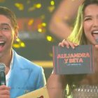 La pareja no ocultó su emoción al saber que el público los eligió.