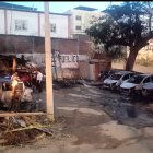 Un total de siete vehículos resultaron afectados por un incendio. Las causas son investigadas