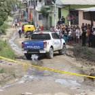 El lugar fue asegurado por efectivos de la Policía Nacional, quienes delimitaron el área.