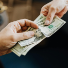 Préstamos quirografarios del Biess 2026: opción rápida y segura para afiliados y jubilados del IESS.