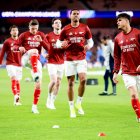 Piero Hincapié es titular fijo en Arsenal.