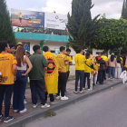 Hinchas de Barcelona SC llegan a Loja con ilusión y banderas, listos para apoyar a su equipo en el Estadio Reina del Cisne.
