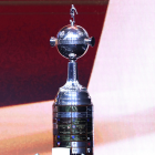 El histórico trofeo de la Copa Libertadores, presentado para la edición de 2026.