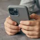 Más que controlar, acompañar: la clave para proteger a los hijos en el mundo digital.