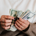 Conoce los requisitos del crédito IESS 2026 y evita errores que puedan impedir la aprobación de tu préstamo quirografario.