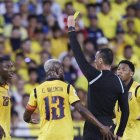 El pasado 9 de septiembre, Moisés Caicedo (i) fue expulsado en el partido entre Ecuador y Argentina, por la fecha final de las eliminatorias al Mundial 2026
