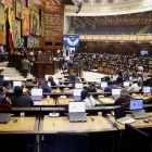 El núcleo de la propuesta radica en un beneficio tributario temporal para los contribuyentes que construyan y donen viviendas al Estado