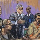 Ilustración de la artista Jane Rosenberg del expresidente venezolano Nicolás Maduro (d), junto a su esposa, Cilia Flores (2i), y sus abogados, Mark Donnelly (i) y Barry Pollack (c), durante su comparecencia este lunes ante un tribunal federal en Nueva York (EE.UU.).