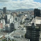 El hipercentro de Quito es el corazón financiero, comercial y residencial moderno de la ciudad, ubicado en el distrito Eugenio Espejo.