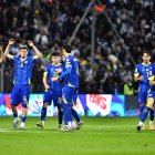 Los jugadores bosnios no pararon de celebrar una clasificación soñada ante la poderosa Italia.