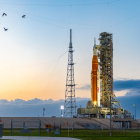 Artemis II lleva a la tripulación humana más lejos de la Tierra, superando los récords de las misiones Apolo en distancia recorrida