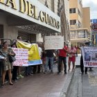 Afectados se manifestaron en los exteriores de la Fiscalía.