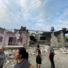 Varias viviendas resultaron completamente dañadas por el detonante de alto poder que colocaron en la madrugada.