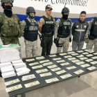 Militares ejecutaron el operativo que permitió detectar dinero falso en encomiendas.