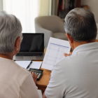 Jubilación mediante el IESS: conoce qué te conviene.