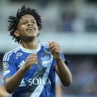 El jugador de Emelec Luis Fragozo fue el autor del único tanto de la victoria.