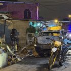 Los dos sujetos capturados fueron acusados de incendiar la camioneta que simulaba ser un patrullero.