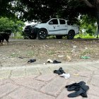 Escena del crimen donde un hombre fue asesinado durante un presunto robo en el sur de Guayaquil.