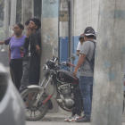 Moradores reaccionaron con violencia ante un supuesto intento de robo en Guayaquil.