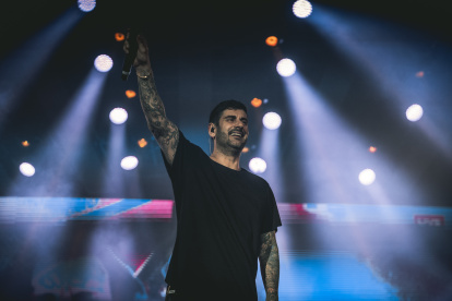 Melendi celebrará los 20 años de carrera artística con su concierto.