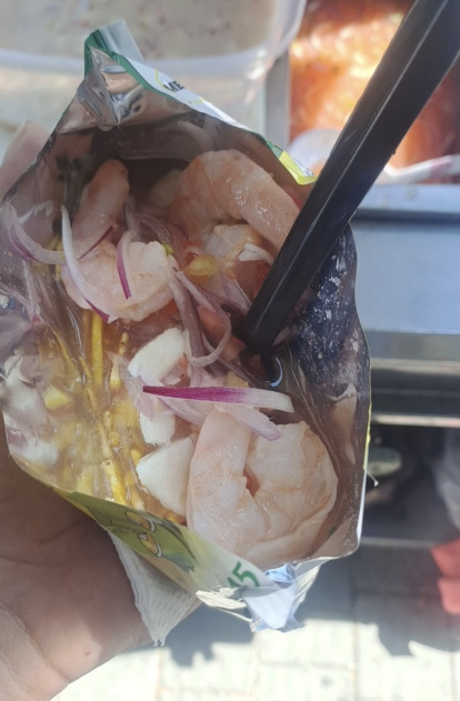 Así lucen las preparaciones de Andrés. 
A este plato le llama ‘loncheviche’.