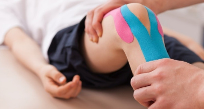 La atrofia muscular espinal (AME) es un grupo de enfermedades genéticas que daña y mata las neuronas motoras.