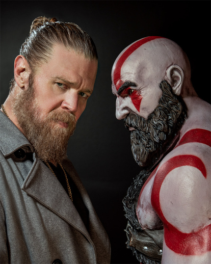 Ryan Hurst fue el elegido para interpretar a Kratos.