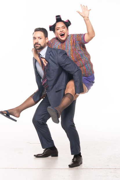 Henry España con Flor María Palomeque en la novela 'Mofle la del barrio'.