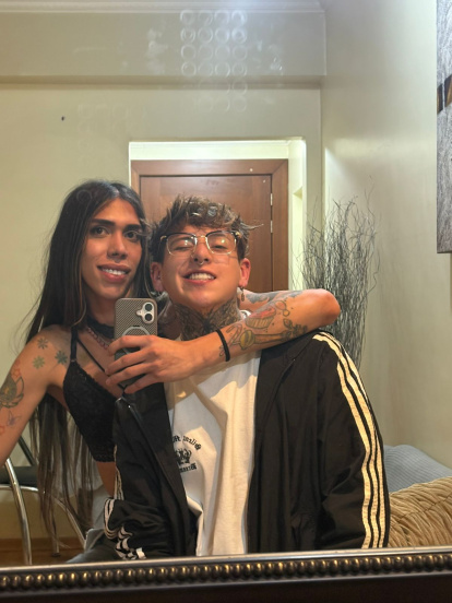 La Brandon junto a Kevlex, su manager, quien está detrás de sus cambios físicos.