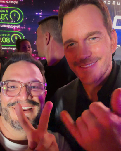 Compartir con un actor de Hollywood es algo que todavía le cuesta creer.