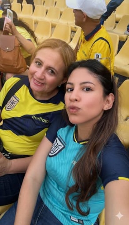 Janina León y Karelis Deleg fan de Lionel Messi.