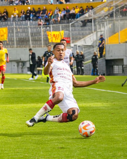 Eddie Guevara  es uno de los líderes de Deportivo Cuenca.