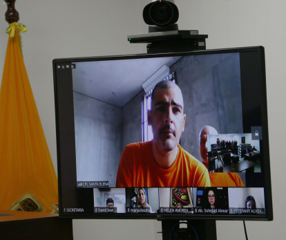 El alcalde porteño se conecta desde la Cárcel del Encuentro, de Santa Elena.