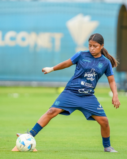 La “pequeña Messi” ecuatoriana que sueña con llegar al Mundial de Marruecos 2026.