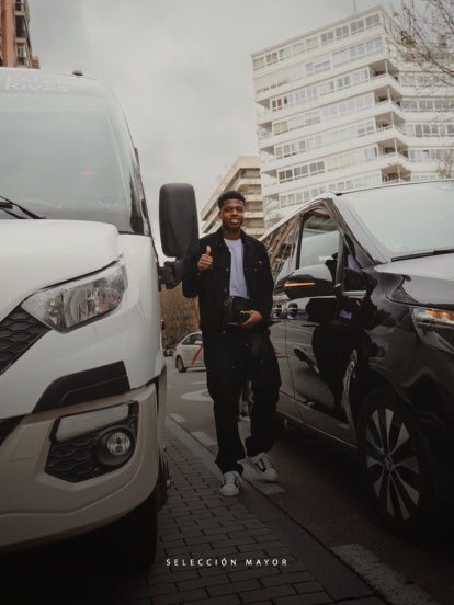 Jhon Mercado ya se unió a los entranamientos con Ecuador-